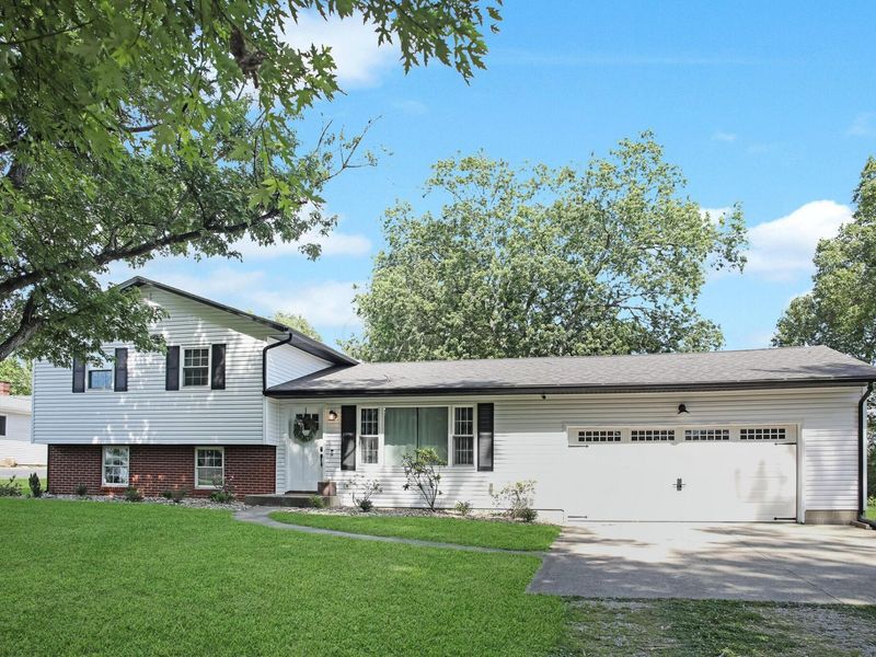 790 N Buena Vista Street, Newark, OH 43055 Photo 1