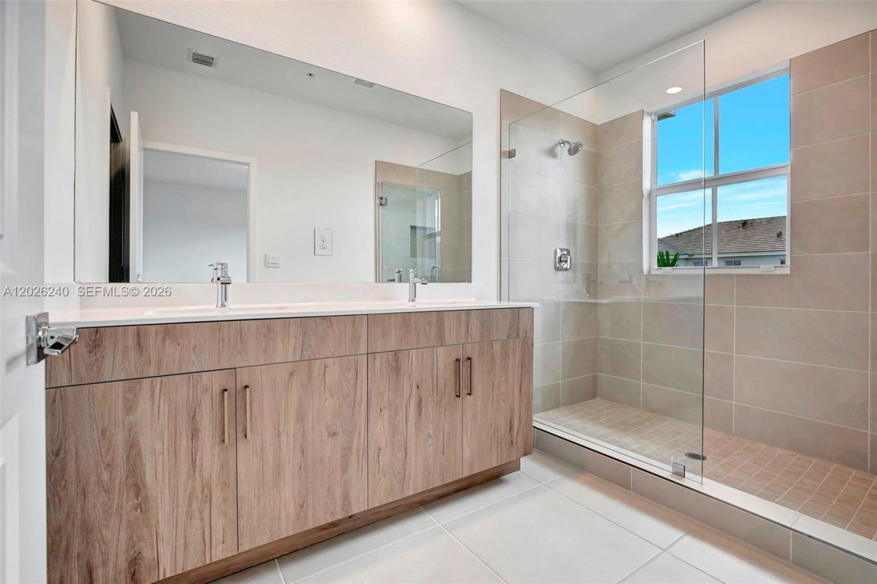 129 SW 171st Way , Pembroke Pines, FL 33027 Photo