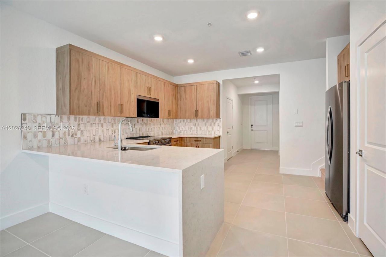 129 SW 171st Way , Pembroke Pines, FL 33027 Photo