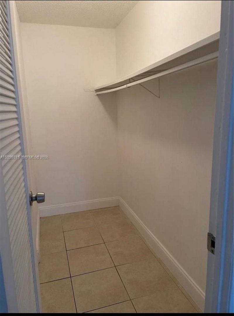 18101 NW 68th Ave , Unit D202, Hialeah, FL 33015 Photo
