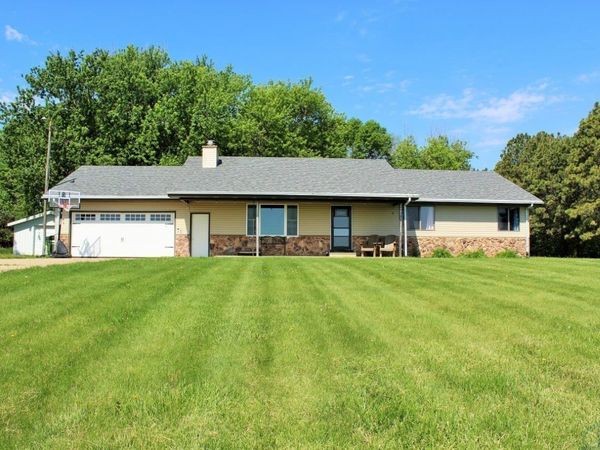 1261 GARNER AVE, Moville, IA 51039