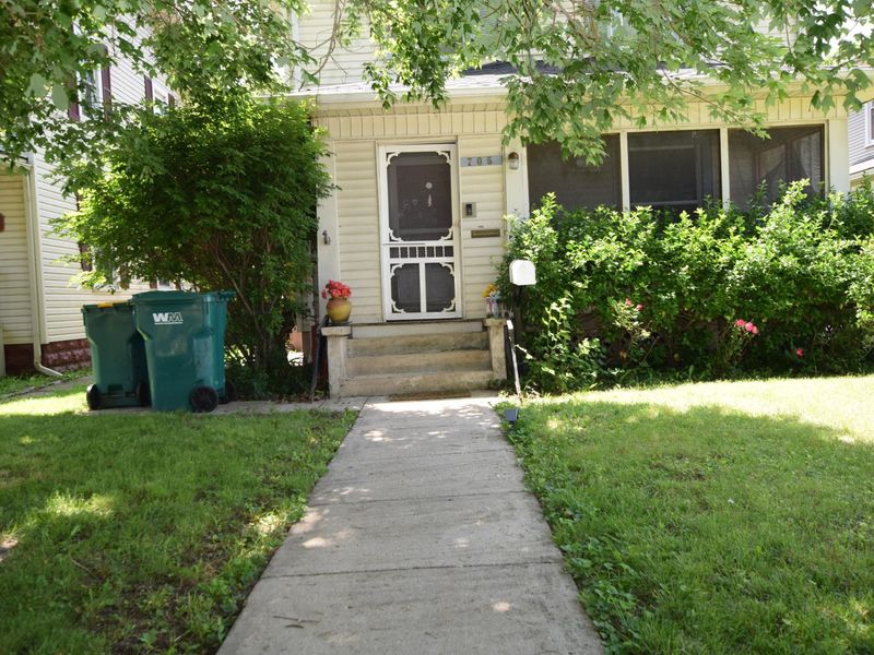 705 E Cassilly Street, Springfield, OH 45503 Photo 2