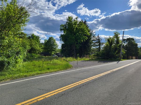 77 County Route 56 , New Hampton, NY 10958