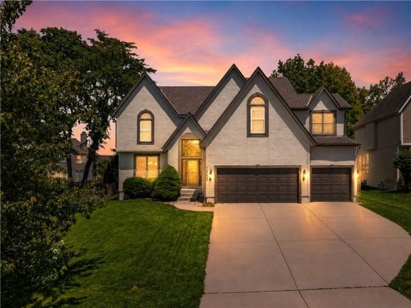 14205 Rosehill Street, Overland Park, KS 66221