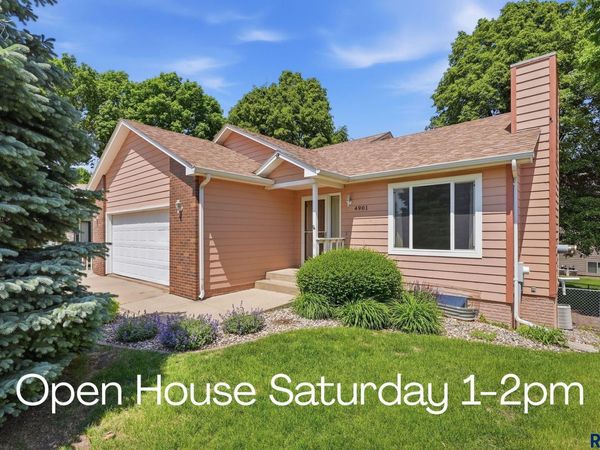 4901 S Shamrock Cir, Sioux Falls, SD 57106