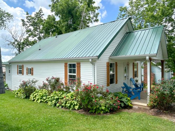 813 Summit Street , Cabool, MO 65689