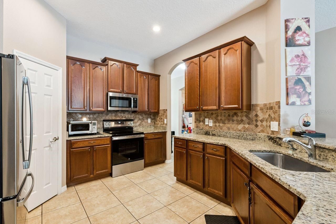 8484 Dover View Lane, Orlando, FL 32829 Photo