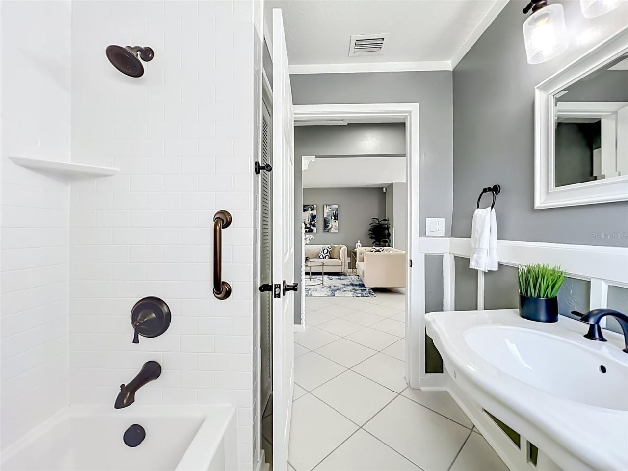 3417 Pershing Avenue, Orlando, FL 32812 Photo