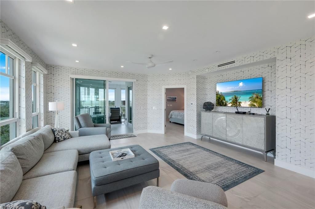 266 Barefoot Beach Blvd, Unit 504, Bonita Springs, FL 34134 Photo