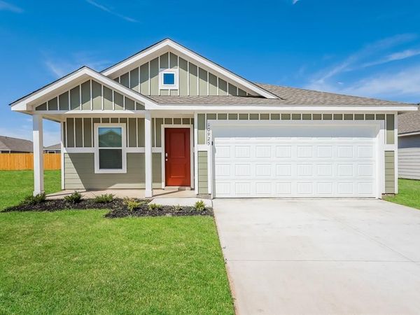 10925 SW 23rd Place, Yukon, OK 73099
