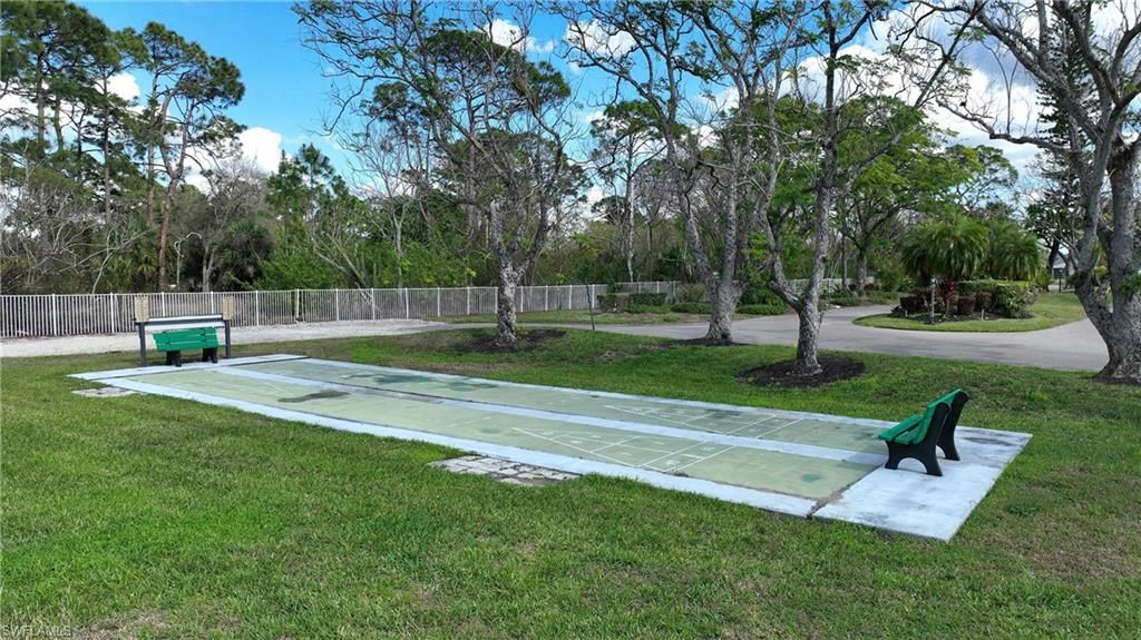 10572 Quincy Ct , Lehigh Acres, FL 33936 Photo