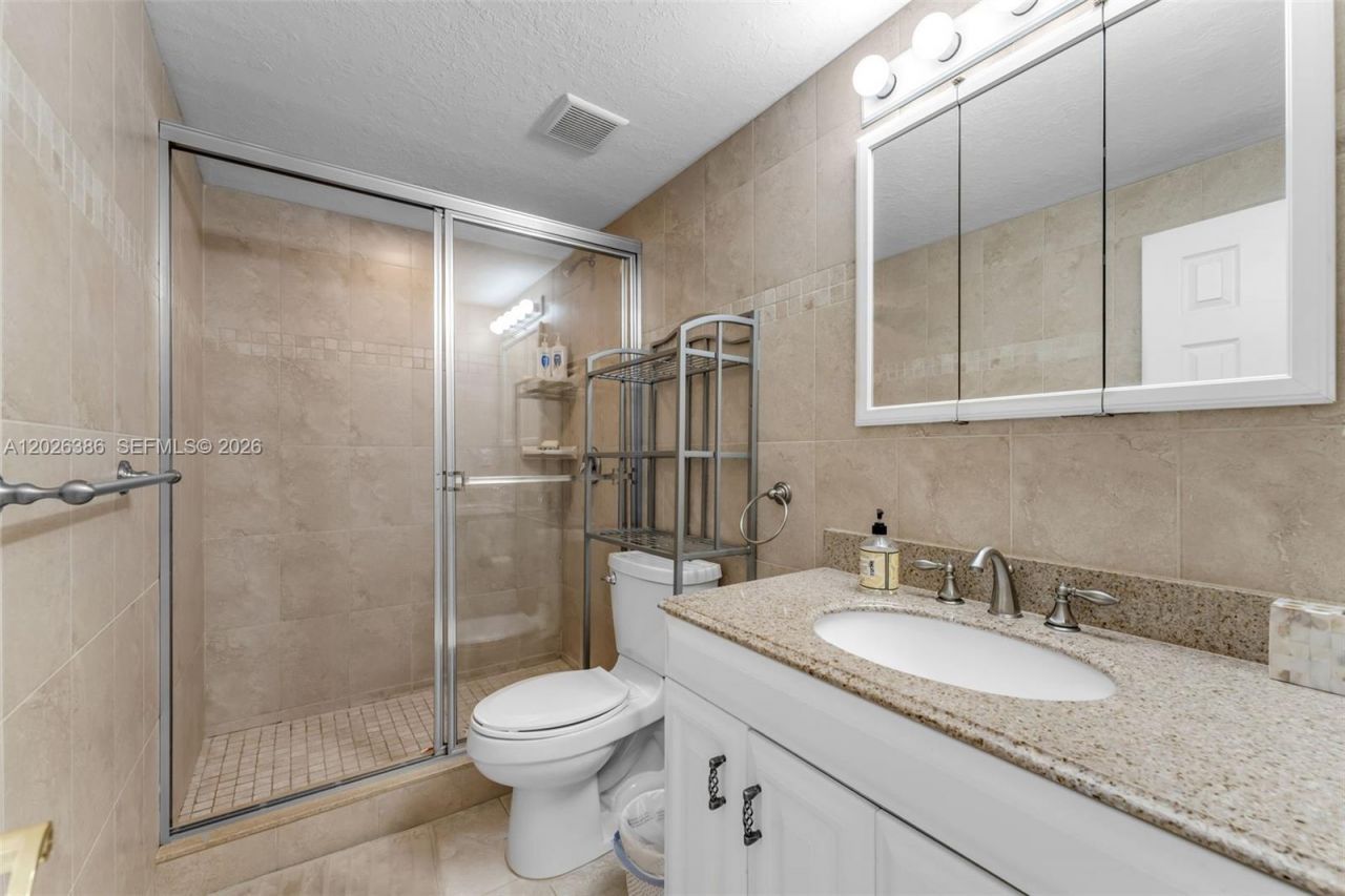 87465 Old Hwy 209 Hwy , Unit 209, Plantation Key, FL 33036 Photo