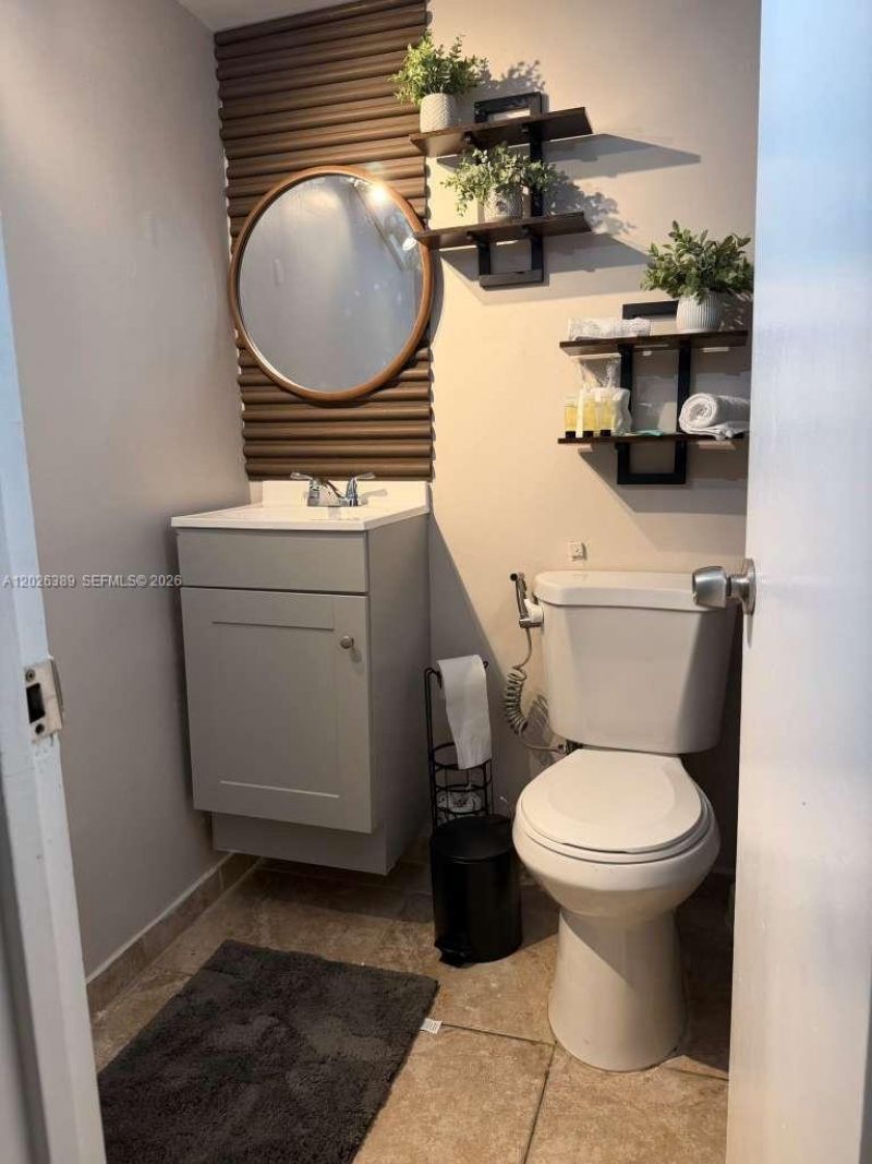 7904 West Dr, Unit 411, North Bay Village, FL 33141 Photo