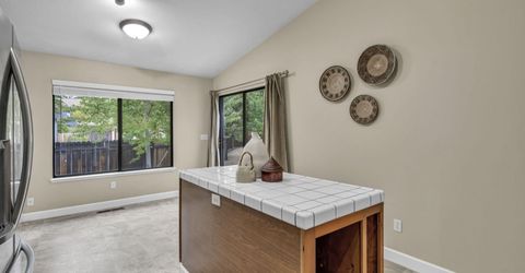 932 Yellow Rose Court, Sparks, NV 89436 Photo