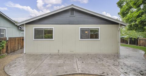 932 Yellow Rose Court, Sparks, NV 89436 Photo