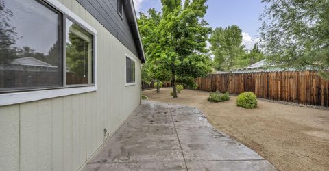 932 Yellow Rose Court, Sparks, NV 89436 Photo
