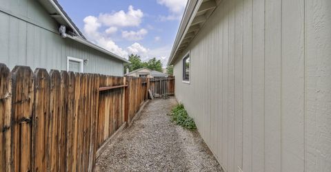 932 Yellow Rose Court, Sparks, NV 89436 Photo