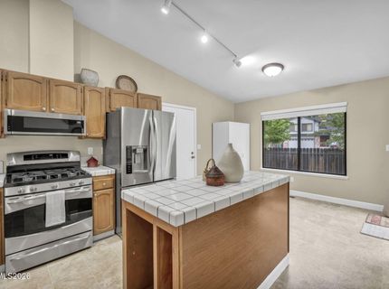 932 Yellow Rose Court, Sparks, NV 89436 Photo