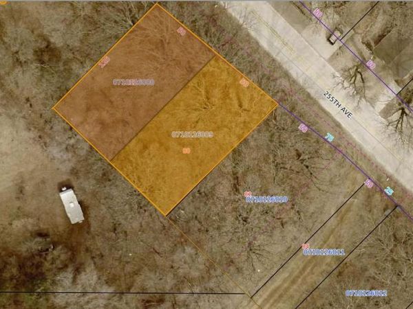 16131 & 16141 255th Avenue, Spirit Lake, IA 51360