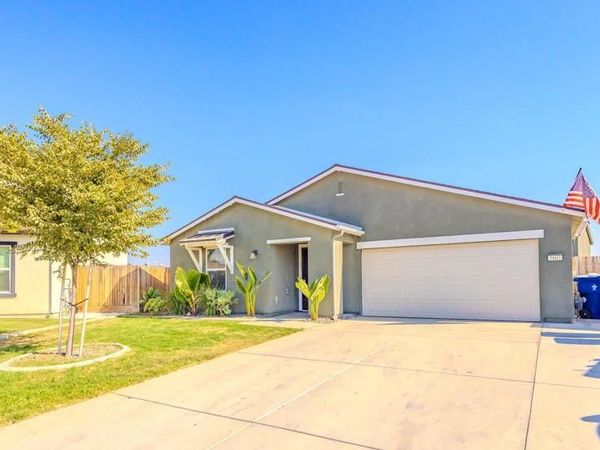 5803 Vespucci Avenue, Bakersfield, CA 93313