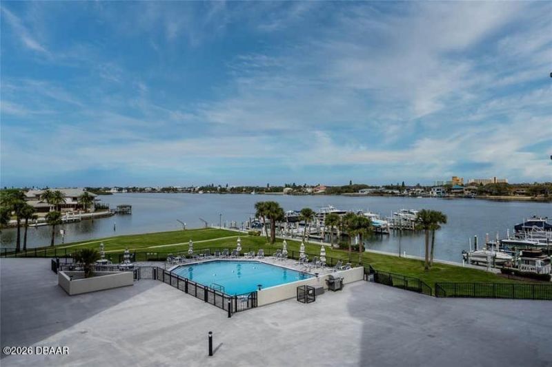 503 Causeway N, Unit 202, New Smyrna Beach, FL 32169 Photo
