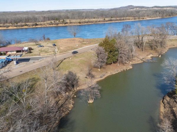 0 WATER ST , Clifton, TN 38425