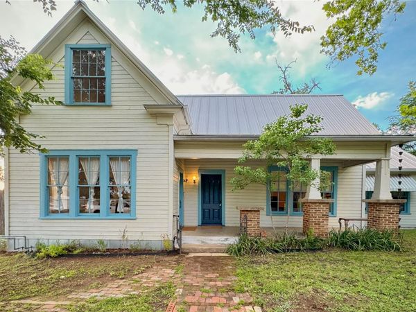 200 E Brenham ST, Elgin, TX 78621