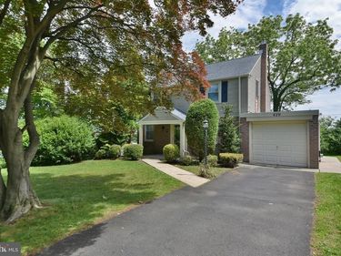 420 FOREST HILLS AVENUE, PHILADELPHIA, PA 19116