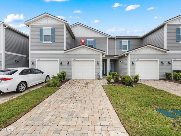 296 BRANDON LAKES Drive, Jacksonville, FL 32223