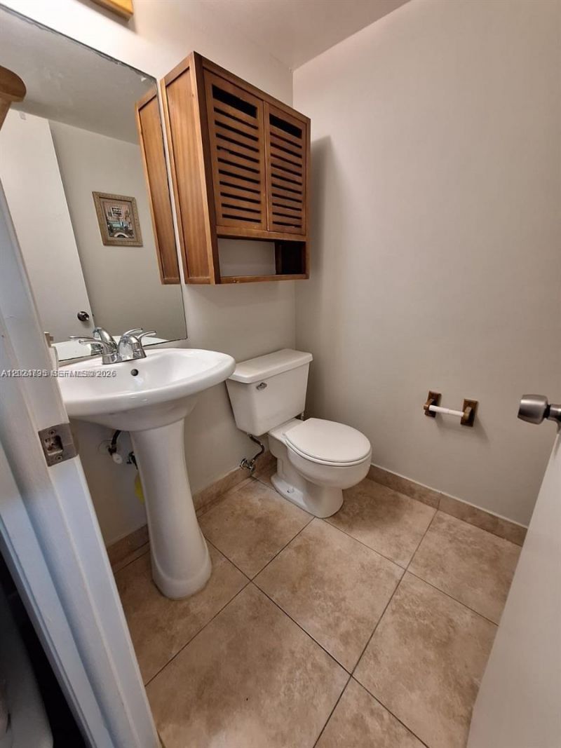 6700 Cypress Rd , Unit 409, Plantation, FL 33317 Photo