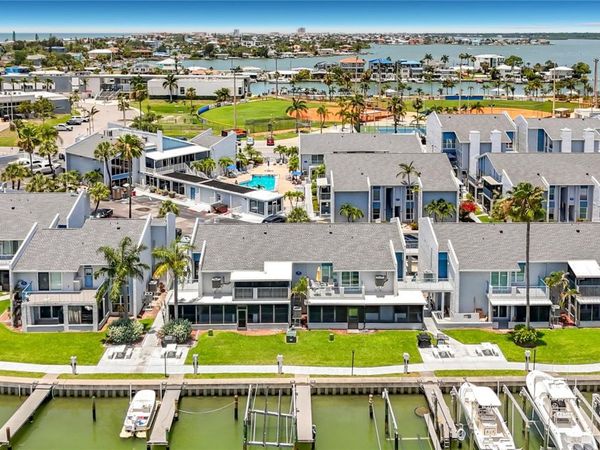 245 MEDALLION BOULEVARD , Unit G, MADEIRA BEACH, FL 33708