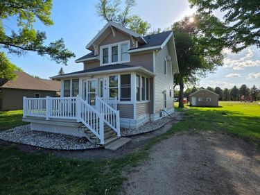 206 N Brook Avenue, Porter, MN 56280