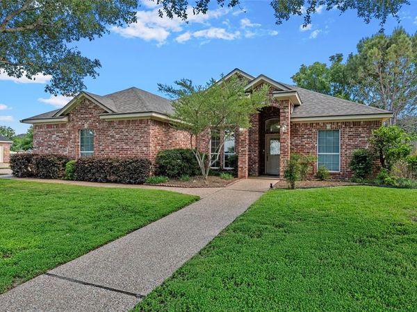 5612 Plantation Drive, Waco, TX 76708