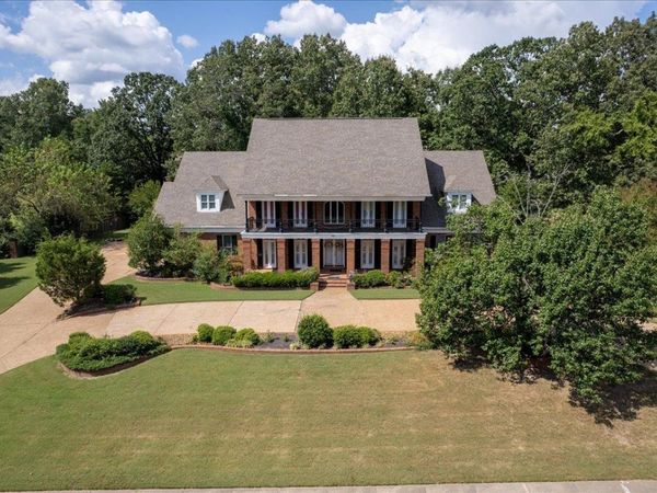 9551 FOX HILL CIR, Germantown, TN 38139