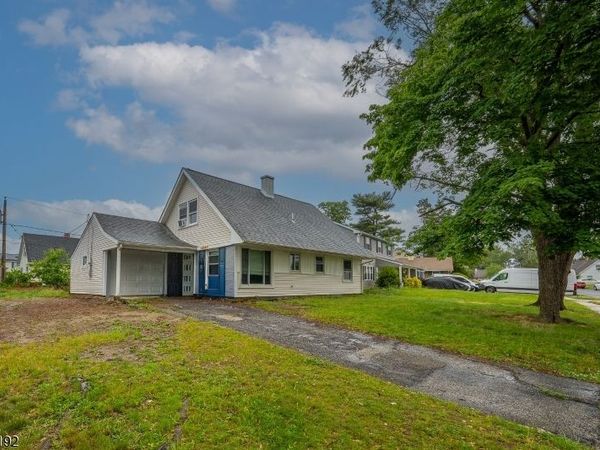 49 Belmont Ln, Willingboro, NJ 08046