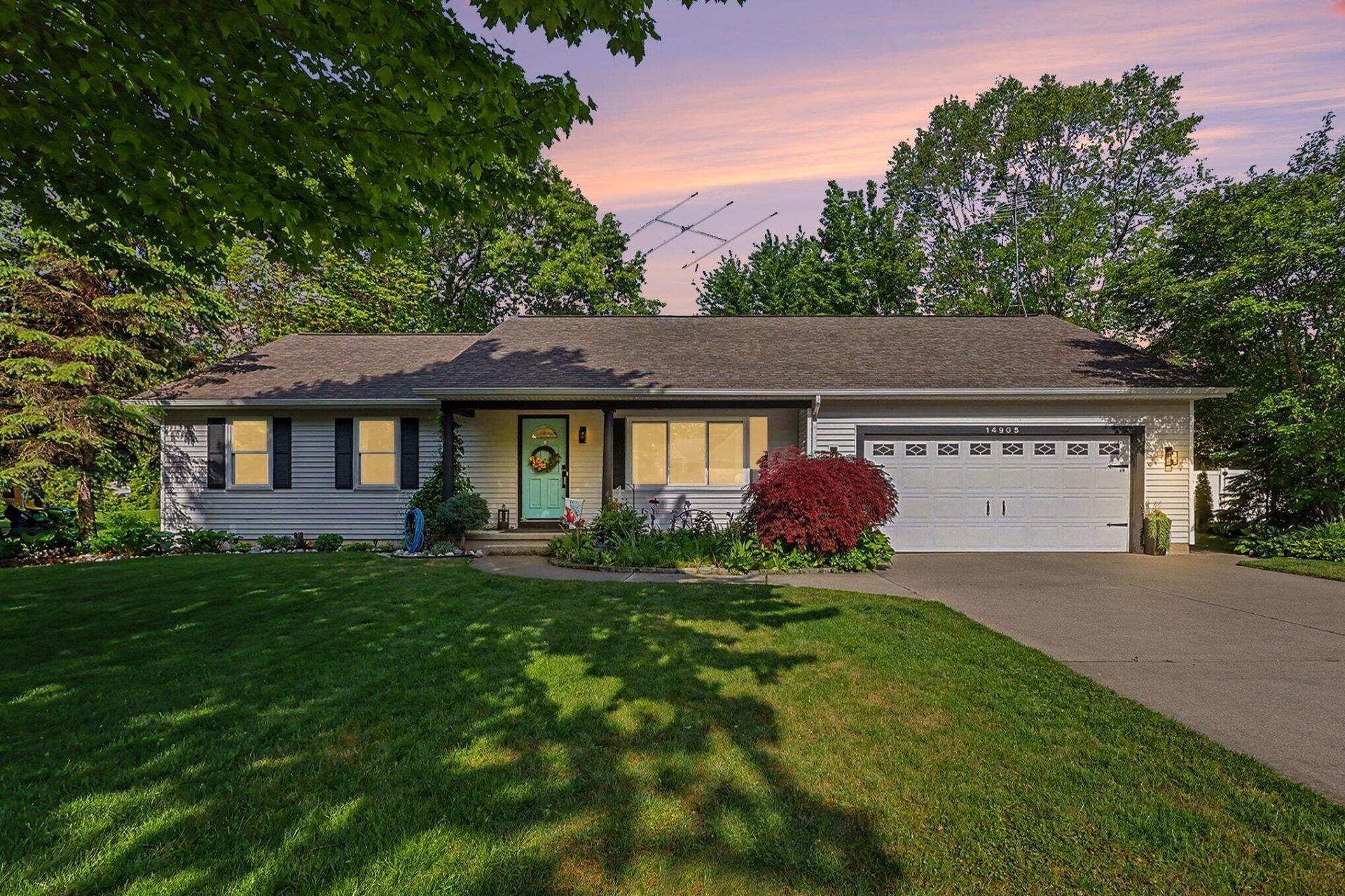 14905 Canary Drive, Grand Haven, MI 49417 Main Photo