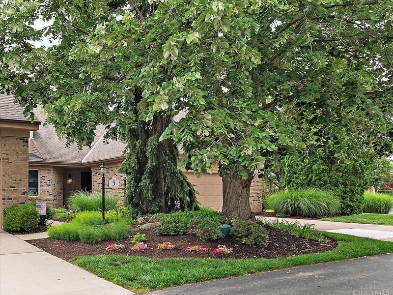 5 Waterview Court, Hamilton, OH 45013 Photo 1