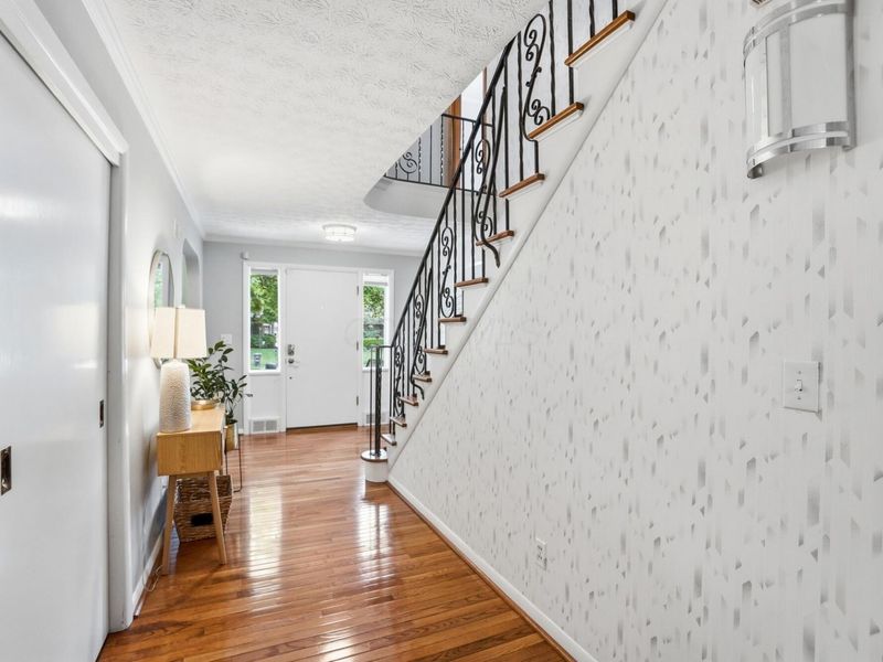 2759 Plymouth Avenue, Columbus, OH 43209 Photo 4