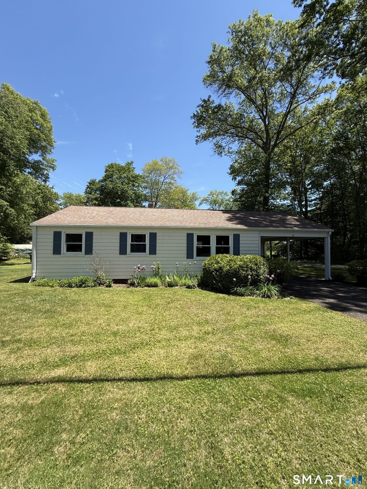 51 Rogers Lake, Old Lyme, CT 06371 Main Photo