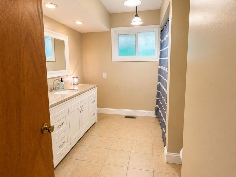 780 Marietta Street, Bremen, OH 43107 Photo 8