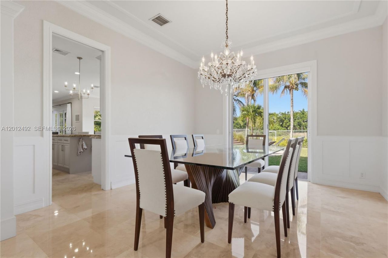 1422 Victoria Isle Dr , Weston, FL 33327 Photo