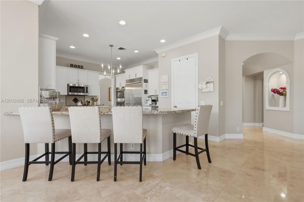 1422 Victoria Isle Dr , Weston, FL 33327 Photo