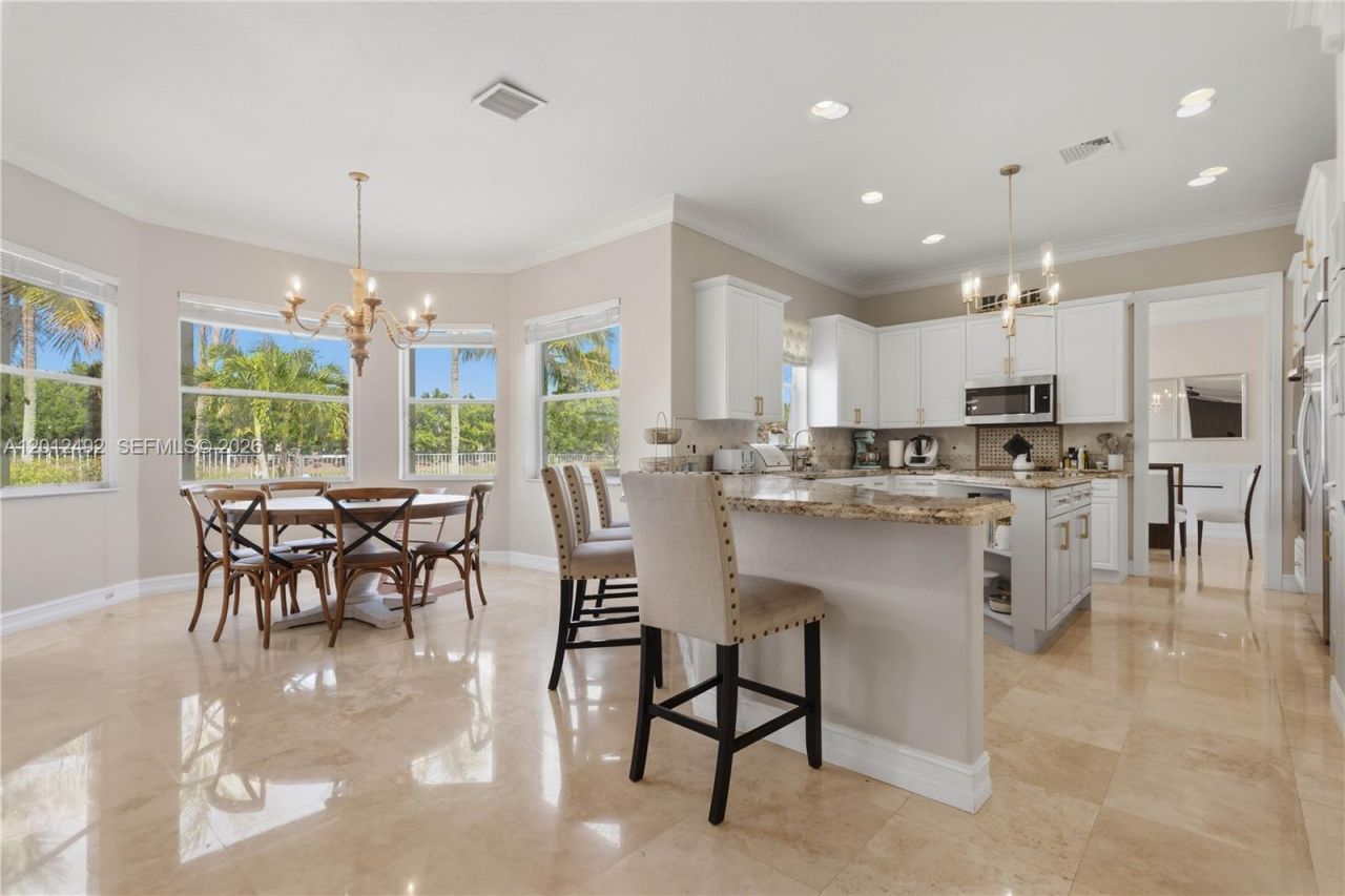 1422 Victoria Isle Dr , Weston, FL 33327 Photo