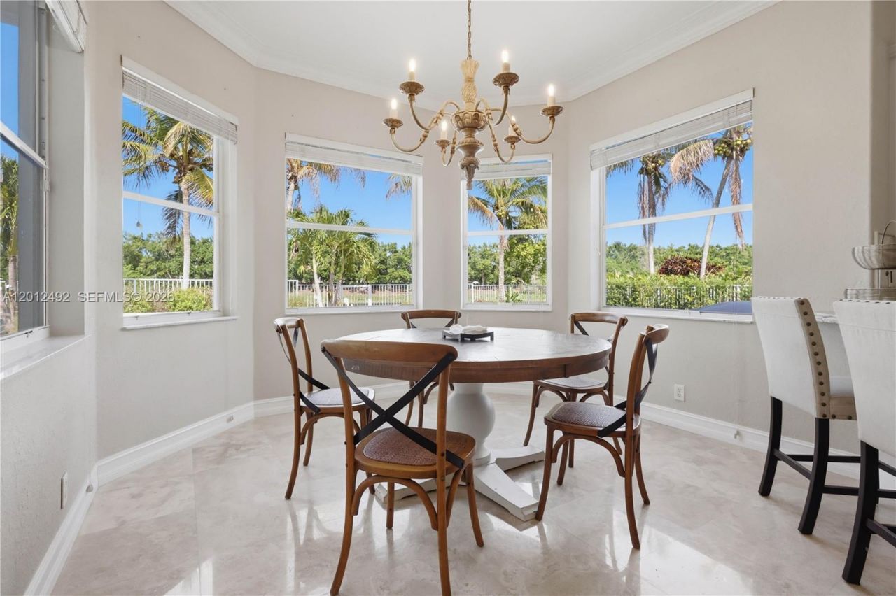 1422 Victoria Isle Dr , Weston, FL 33327 Photo