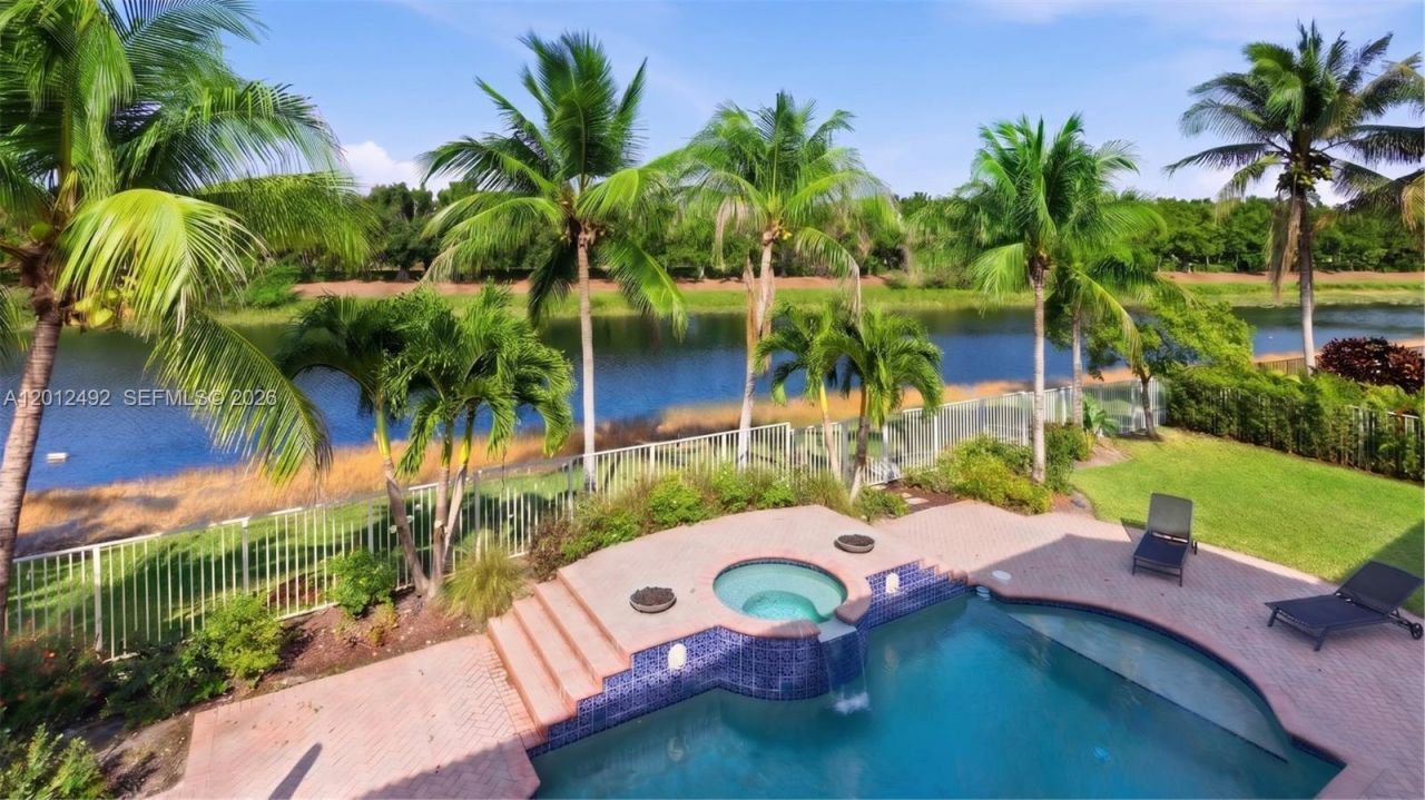 1422 Victoria Isle Dr , Weston, FL 33327 Photo