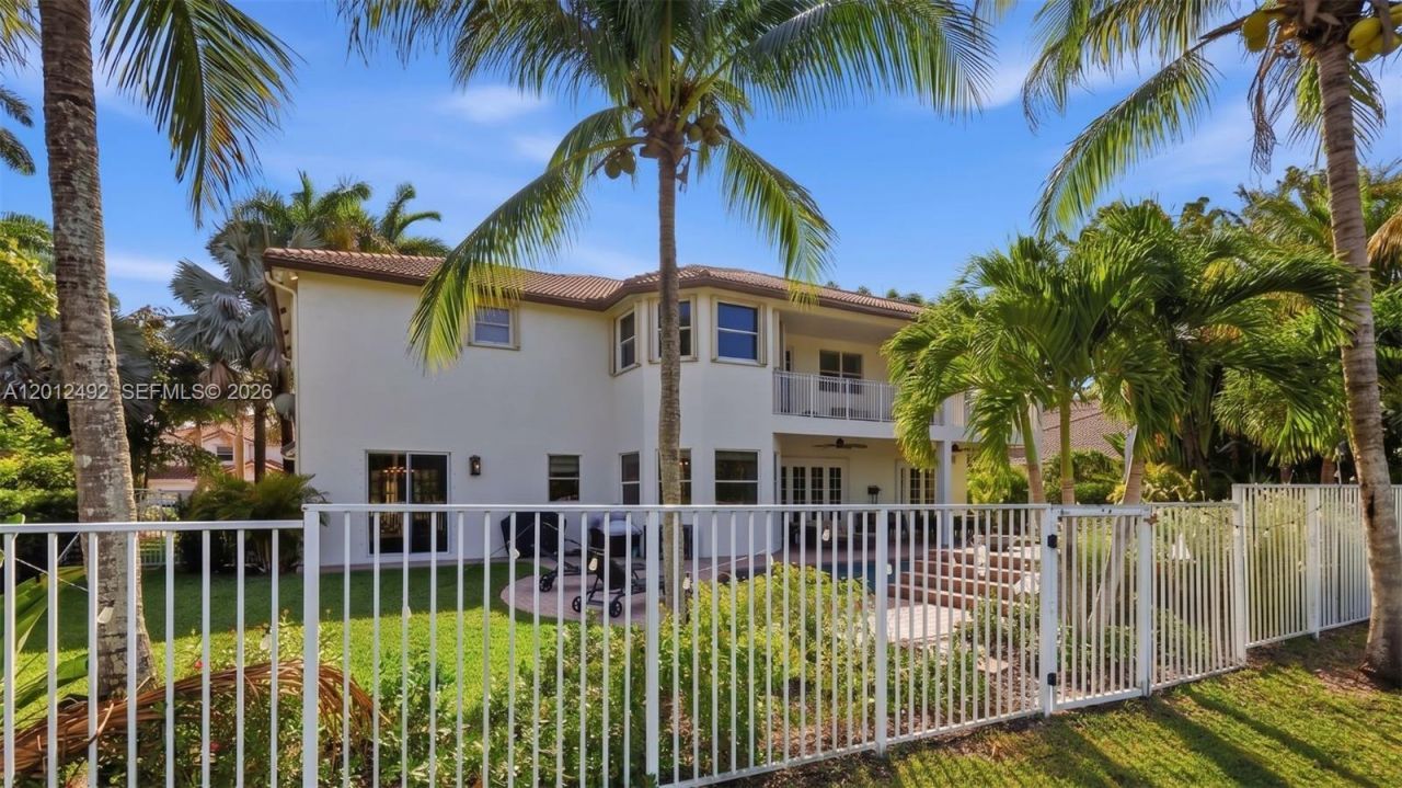 1422 Victoria Isle Dr , Weston, FL 33327 Photo