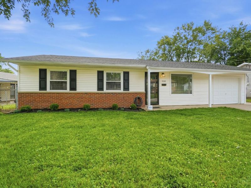 1010 Stratford Place, Mason, OH 45040 Photo 2