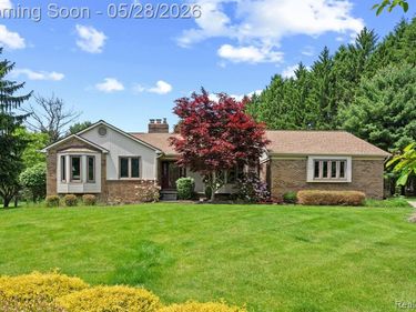 3158 Eden Trail, Brighton Twp, MI 48114