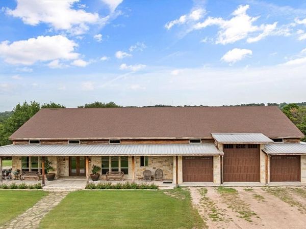 1904 Floyd Road, Weatherford, TX 76087