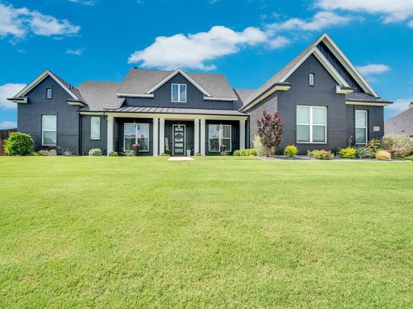 4621 Bonanza Drive, Midlothian, TX 76065